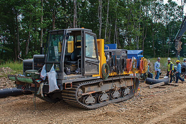 Terramac RT9 with Weld Deck on Pipeline