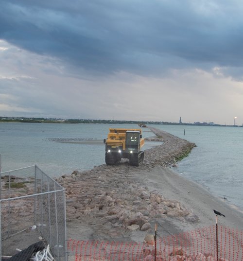 RT14R Operating in Texas on Breakwater