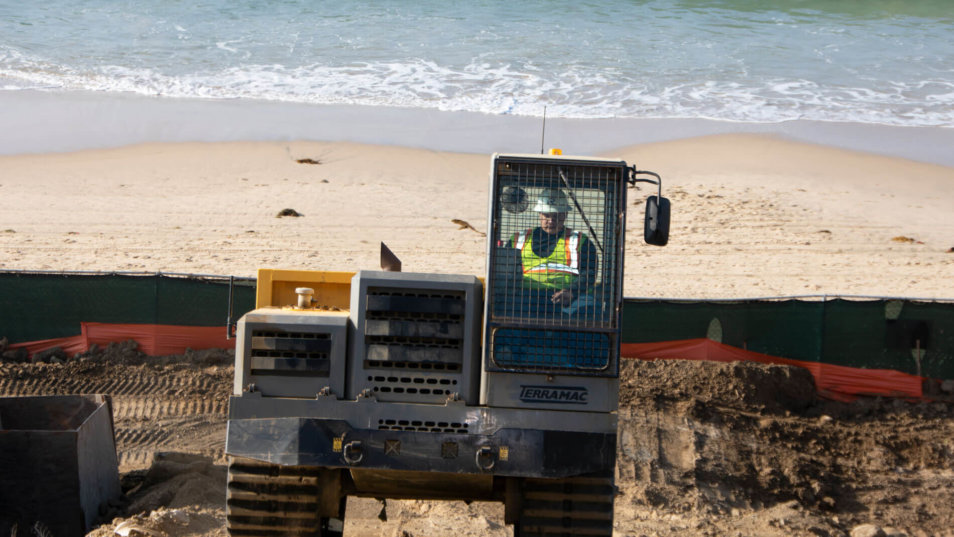 Terramac RT6 Performing Shoreline Restoration