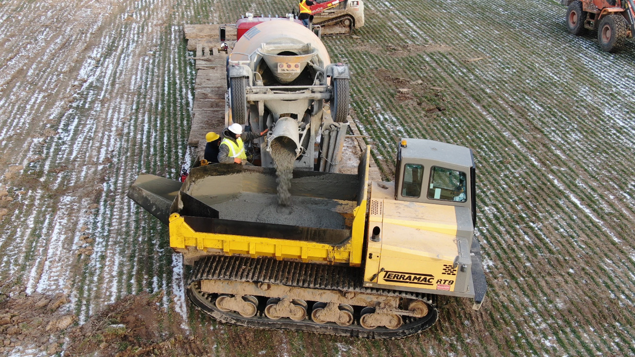Concrete Chutes Rubber Tracked Crawler Carriers Terramac