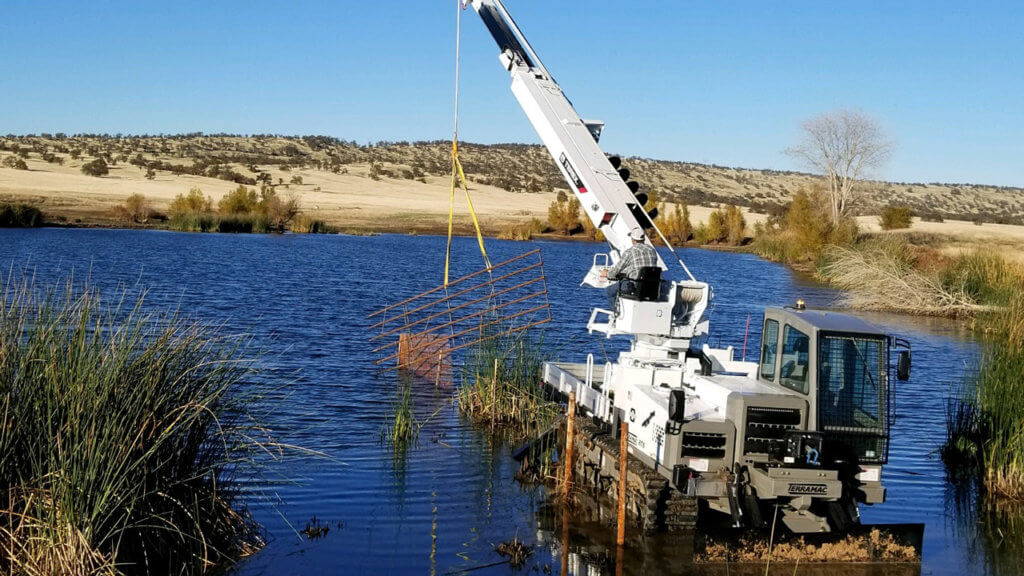 RT6 with Digger Derrick