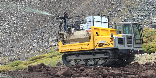 RT9 with Hydroseeder on Mine Site